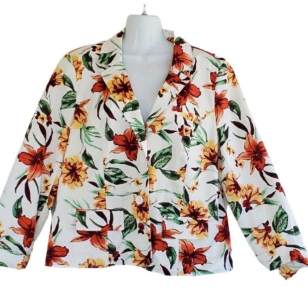 Vintage Studio Works cottagecore floral blazer. Size Medium. EUC